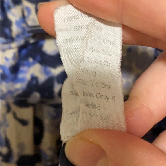 Cabi Silk Cascading Ruffled Tank - Picture 5 of 5